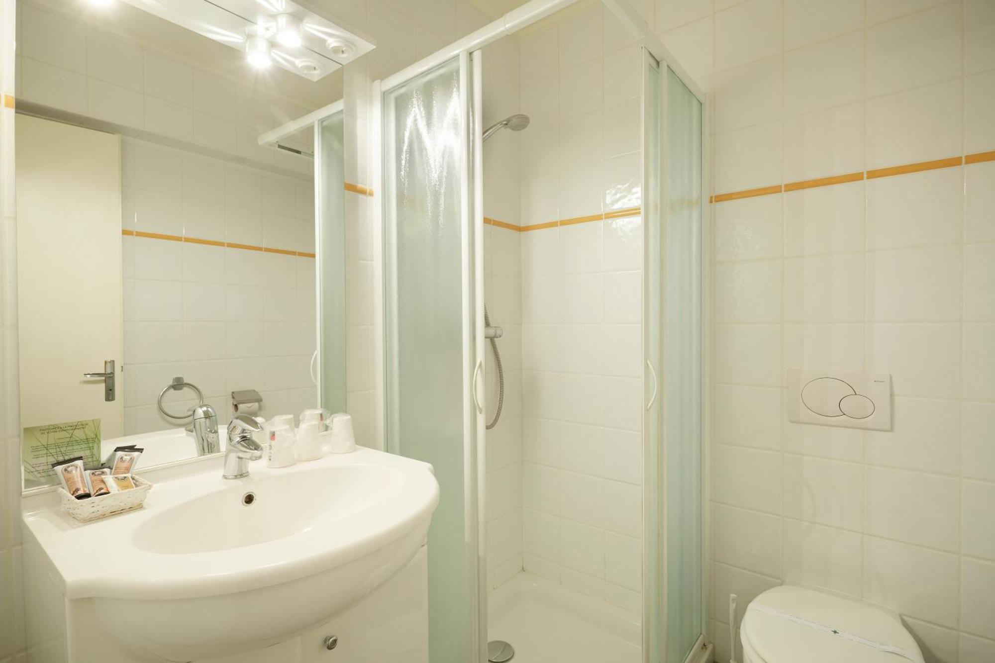 Hotel Eliova L'Eau Vive Châtel Exteriér fotografie