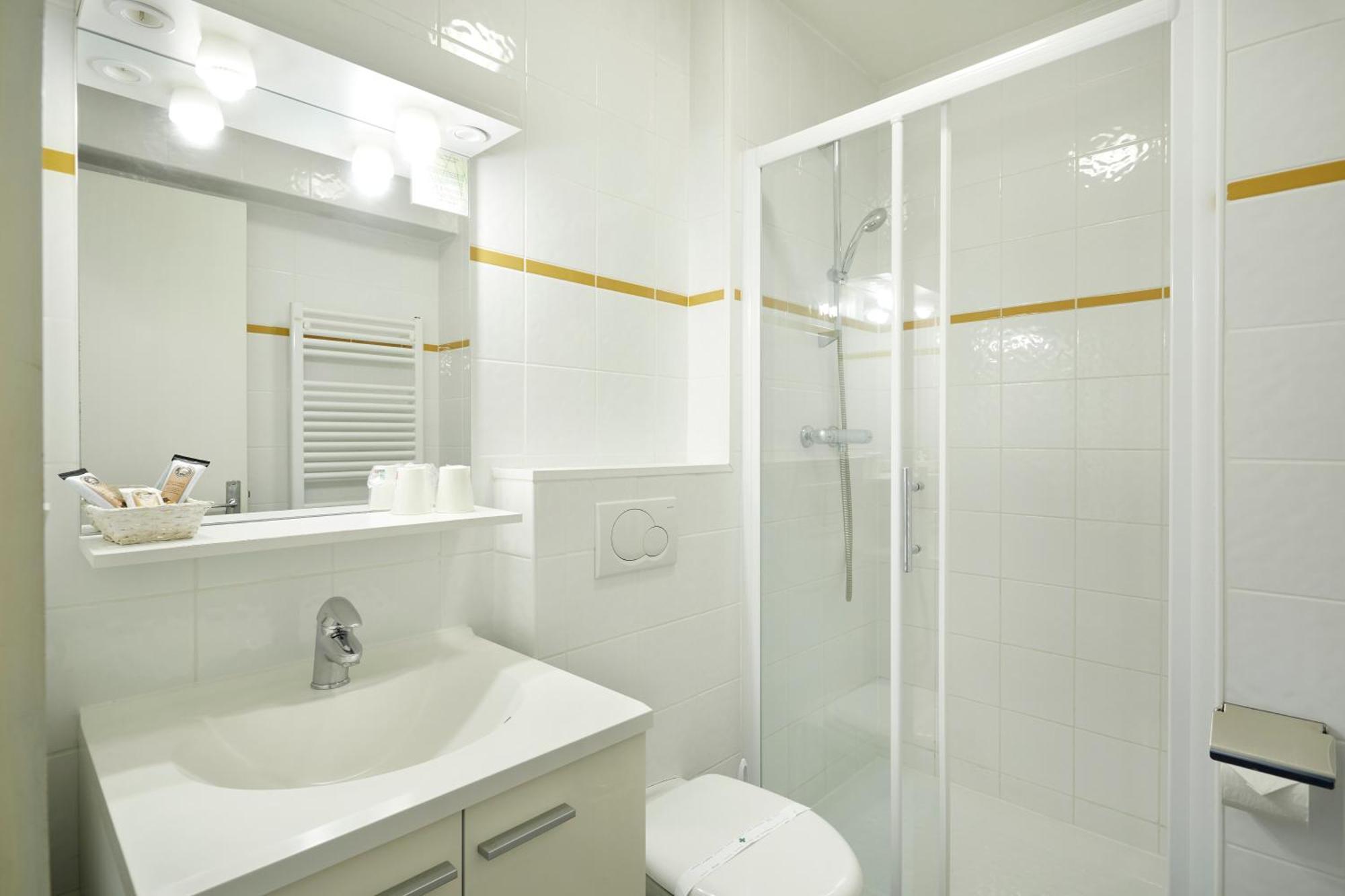 Hotel Eliova L'Eau Vive Châtel Exteriér fotografie